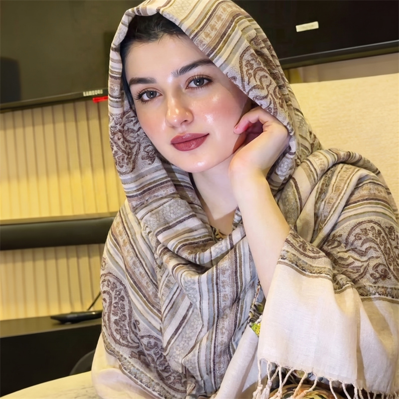 Vintage Paisley Print Hijab Fa - огляд і ціна Vintage Women Fashion