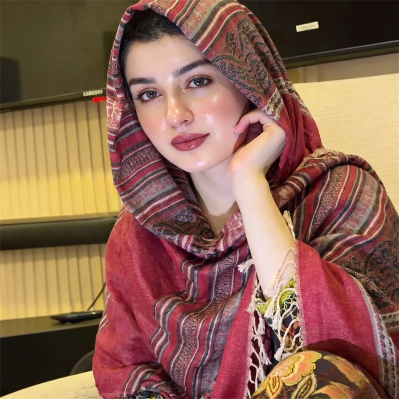 Vintage Paisley Print Hijab Fa - огляд і ціна Vintage Women Fashion